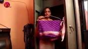 सेक्सी फिल्म वीडियो desi girl showing her boobs nipple infront of camera period period ऑनलाइन